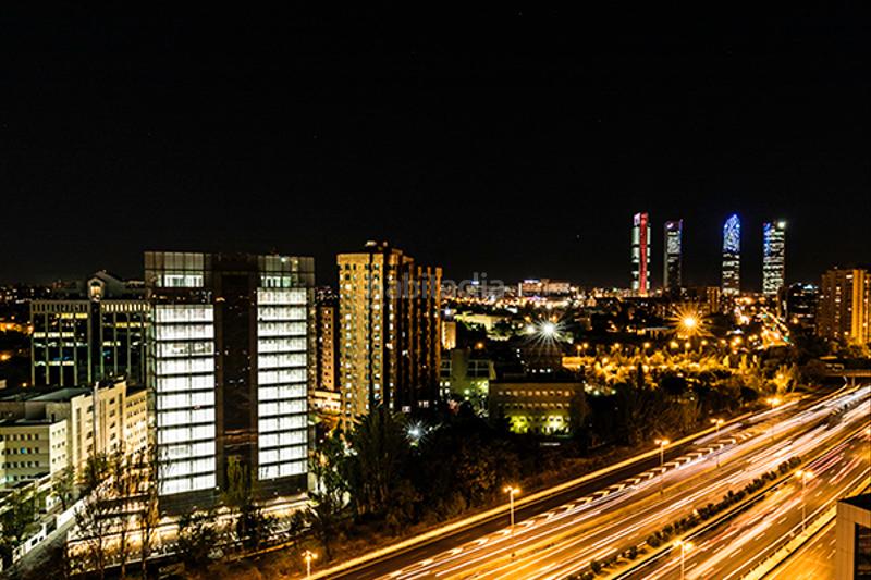 Foto cfbea74e-8472-4fd4-b27a-3de2f26b23a4. Rent office space with heating in Castilla Madrid