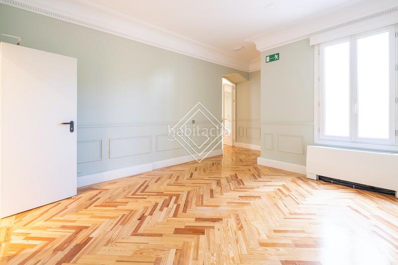 Foto d7fb7a6f-efb9-4bbb-8439-5d36197469b3. Alquiler oficina gv i arquitectos especializados en activos inmobiliarios prime en Madrid