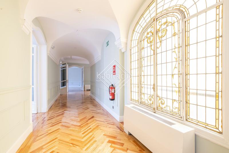 Foto 140bdb94-1b14-44da-805d-8a6ac21818fb. Rent office space with heating in Almagro Madrid