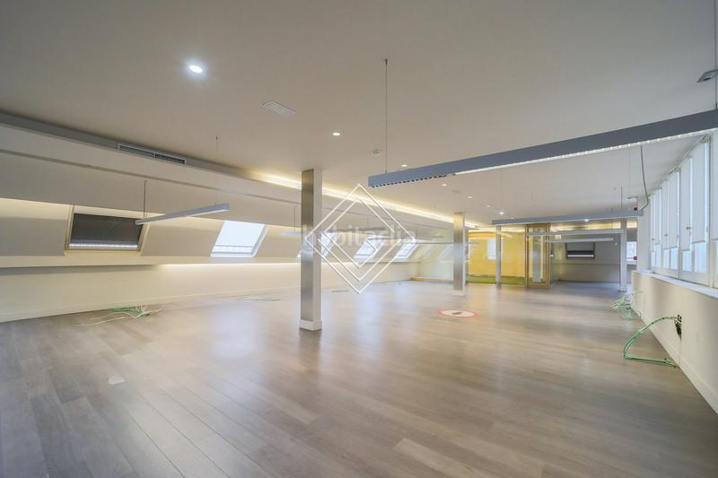 Foto facf3d5a-d30f-486c-8174-a25d3509680b. Location bureau avec chauffage dans Castellana Madrid