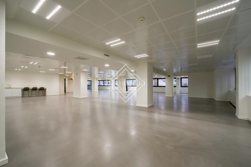 Foto 459bf653-13b6-4579-951d-354d1d4ad472. Affitto ufficio con riscaldamento in Almagro Madrid