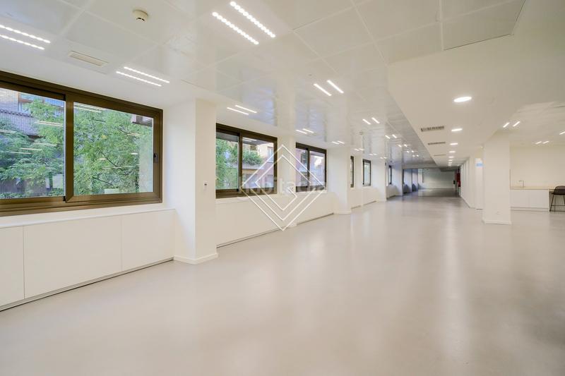 Foto 62b8abc1-9fa3-47f7-82a9-875a05a1686b. Affitto ufficio con riscaldamento in Almagro Madrid