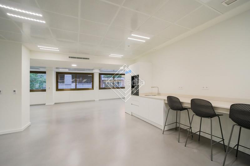 Foto 963de051-92fc-4b05-a6cc-412a155e5391. Affitto ufficio con riscaldamento in Almagro Madrid