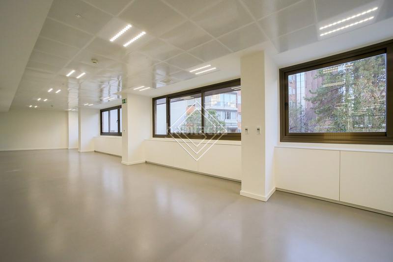 Foto b0ca2923-266c-4e5e-95f5-8a1ea8468baa. Affitto ufficio con riscaldamento in Almagro Madrid