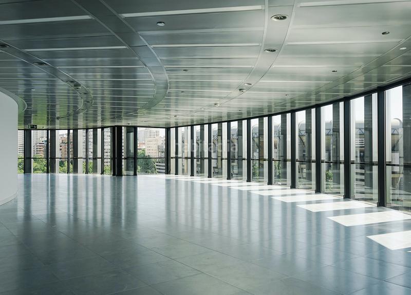 Foto 76e73ad8-d313-4947-86cf-f1a0bd29a7f5. Location bureau avec chauffage dans Cuatro Caminos - Azca Madrid