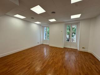 Bureau à Calle de Salustiano Olózaga