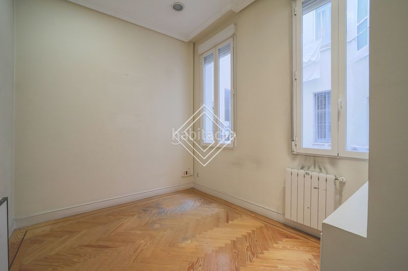 Foto a1217368-df7f-43cc-8375-d55d20556365. Miete büro mit heizung in Palacio Madrid