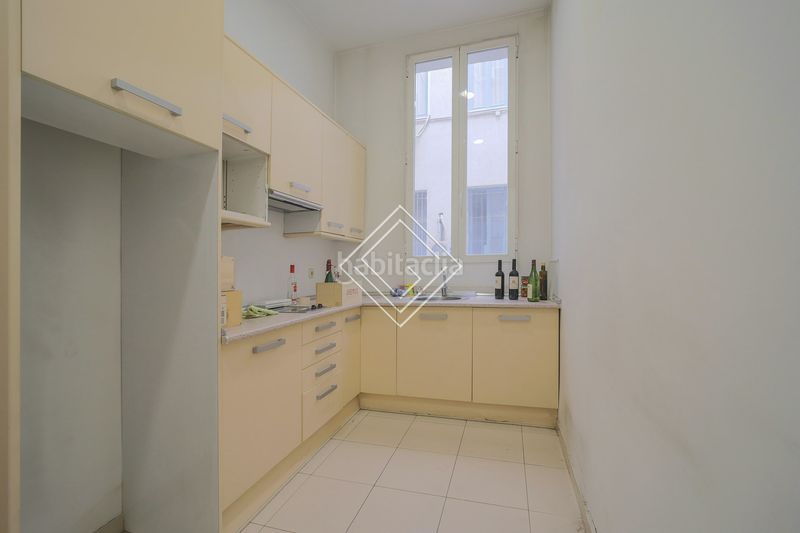 Foto c840d86f-ee2b-426a-8877-769e1ff6e827. Miete büro mit heizung in Palacio Madrid