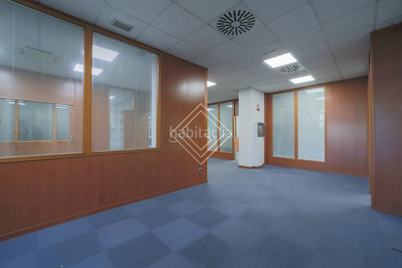 Foto 80ea0161-1753-477b-ab42-008ca2aa1e2a. Location bureau avec chauffage dans Castilla Madrid