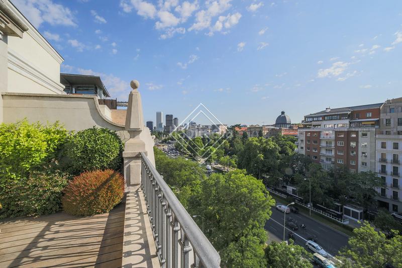 Foto ac8a79cc-c930-4bea-b3cb-33db2b019ea9. Miete büro mit heizung in Almagro Madrid