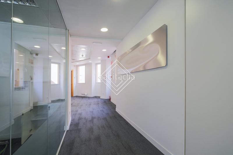 Foto bf8b8582-105a-4e67-ac4f-756589792c59. Miete büro mit heizung in Almagro Madrid