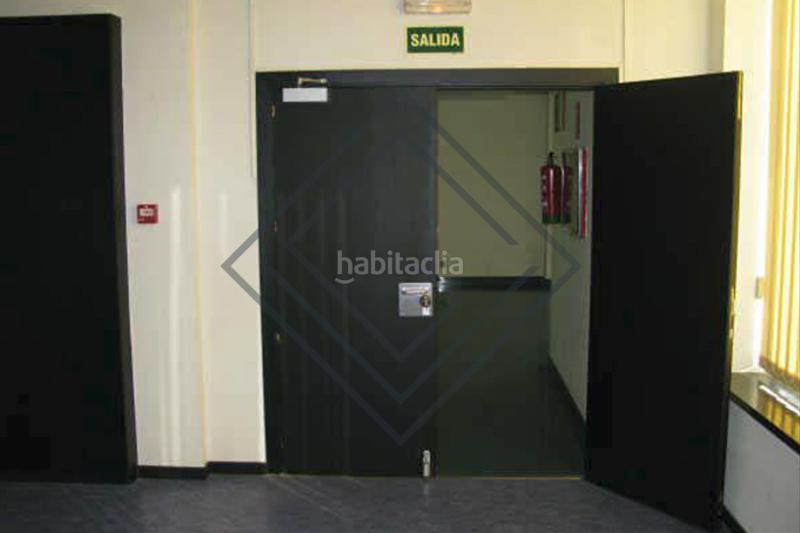 Foto 371d6082-3283-455a-b8be-edf4e00238c0. Lloguer oficina amb calefacció a Salvador Madrid