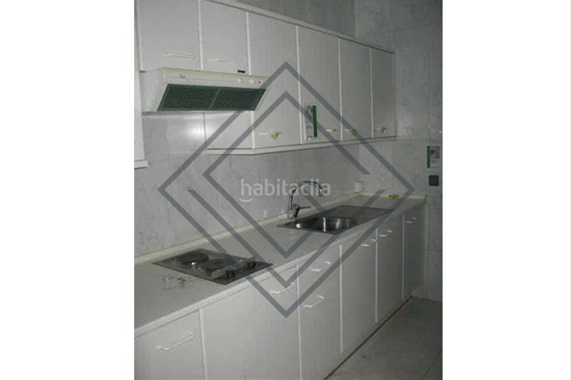 Foto 293c639d-443f-4e9c-8600-6b083667eae3. Rent office space with heating in Salvador Madrid