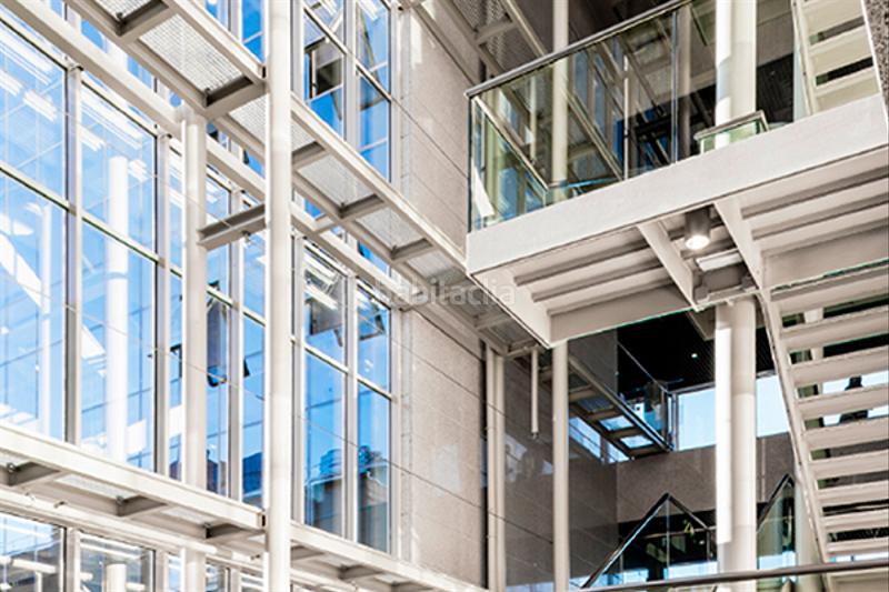 Foto 9a27845e-d9ba-47b0-bf75-d1d6bba62538. Alquiler oficina gv | arquitectos especializados en activos inmobiliarios prime en Madrid