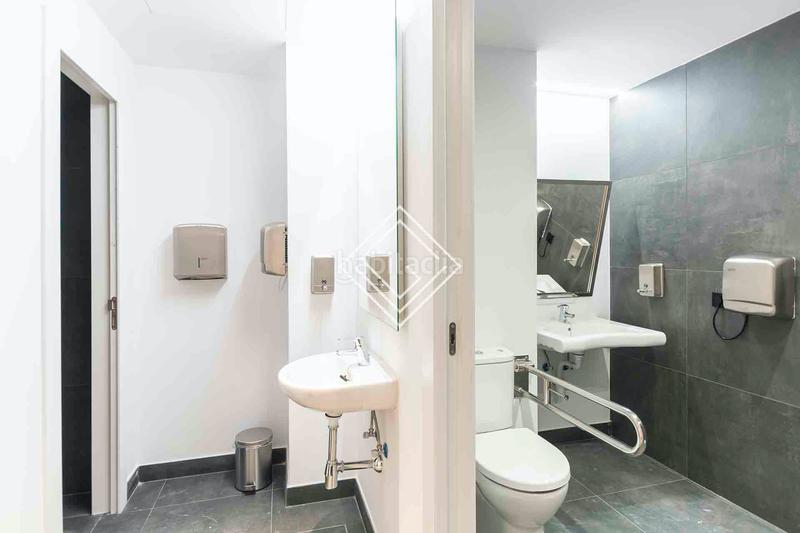 Foto c46a5919-053c-4d95-bc97-5b6f31a7e44f. Alquiler oficina gv i arquitectos especializados en activos inmobiliarios prime en Madrid