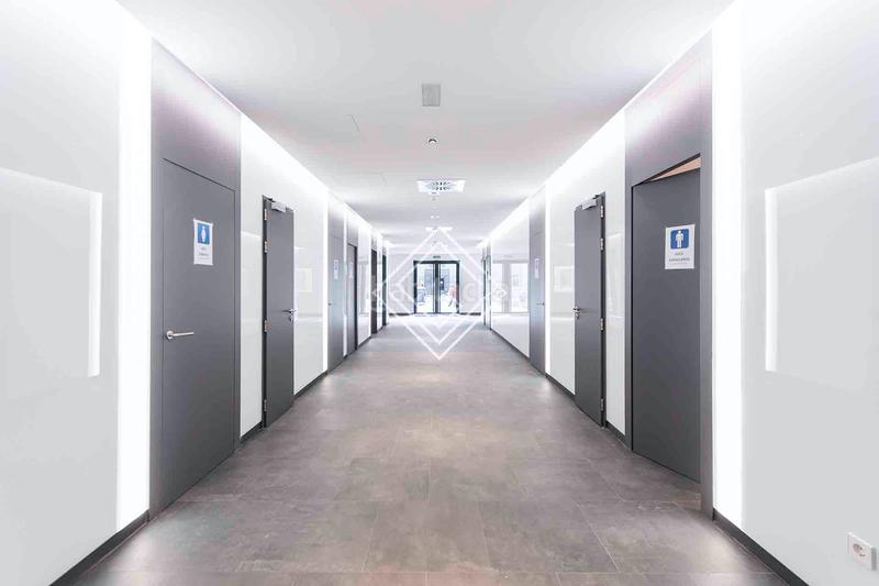 Foto ed03d152-c748-40b4-9416-65ba1698a1c9. Rent office space with heating in La Florida - El Plantío Madrid