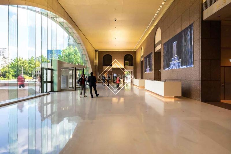 Foto 0b1abc43-6254-48fd-a68b-27f3ec261b07. Alquiler oficina gv i arquitectos especializados en activos inmobiliarios prime en Madrid