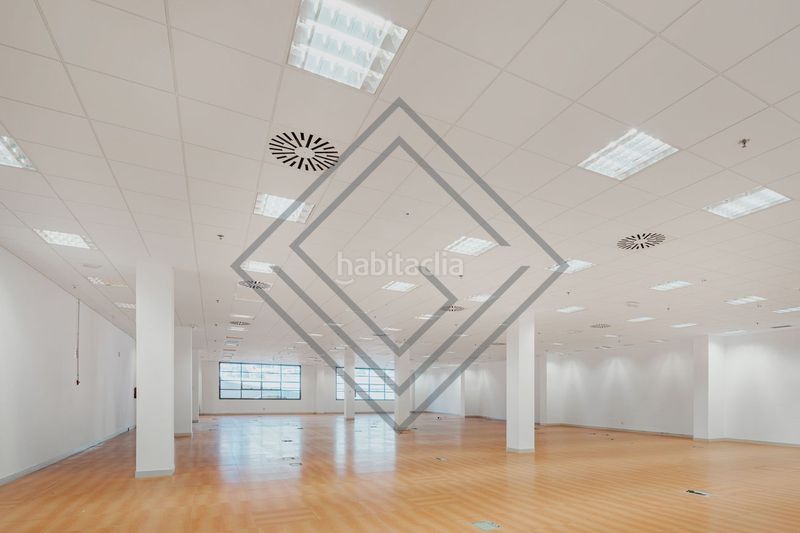 Foto e6f75030-631f-4aaf-83ff-5ab00c35d591. Location bureau avec chauffage dans Zona Industrial Alcobendas