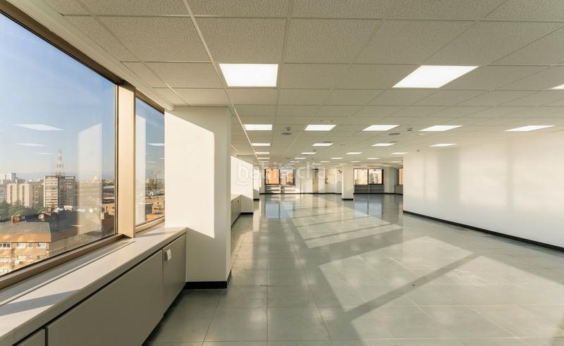 Foto 6298ec6d-d836-4f8f-be0e-5ff3d87ff74b. Rent office space with heating in Castilla Madrid
