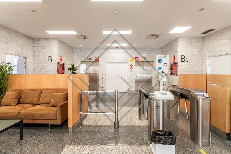 Foto 4e2eea3e-f1b4-4537-9a53-755ed5d17132. Affitto ufficio con riscaldamento in Aeropuerto Madrid