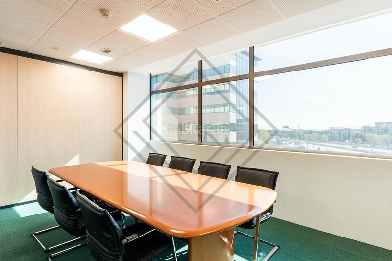 Foto e1bc6068-4165-4152-96d4-daf67a69cba7. Affitto ufficio con riscaldamento in Aeropuerto Madrid