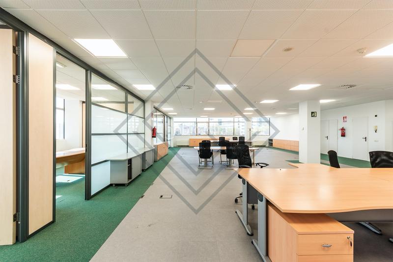 Foto 192d7e8c-6db2-43aa-a4b3-821e67565278. Alquiler oficina gv i arquitectos especializados en activos inmobiliarios prime en Madrid