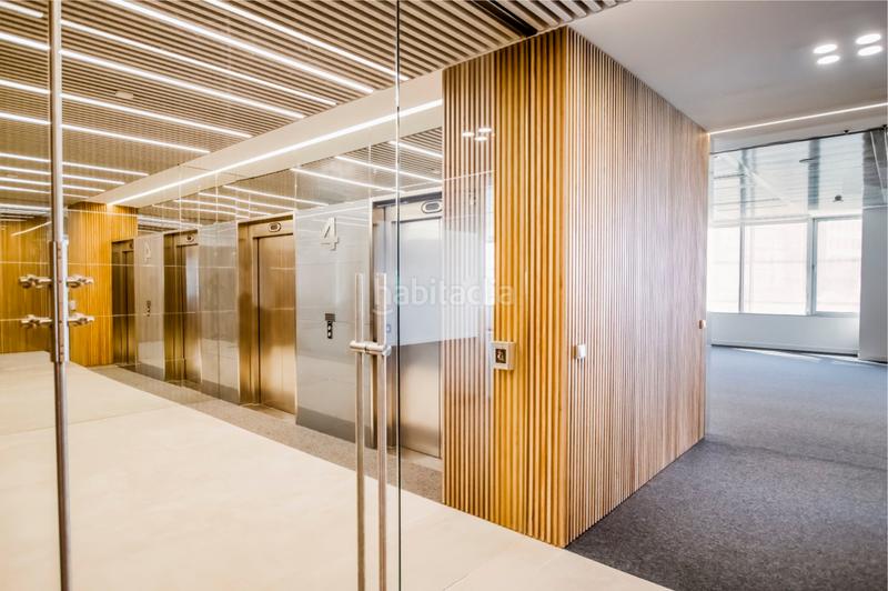 Foto 135a4030-bd7b-49be-9f62-73ec75297d39. Miete büro mit heizung in Legazpi Madrid