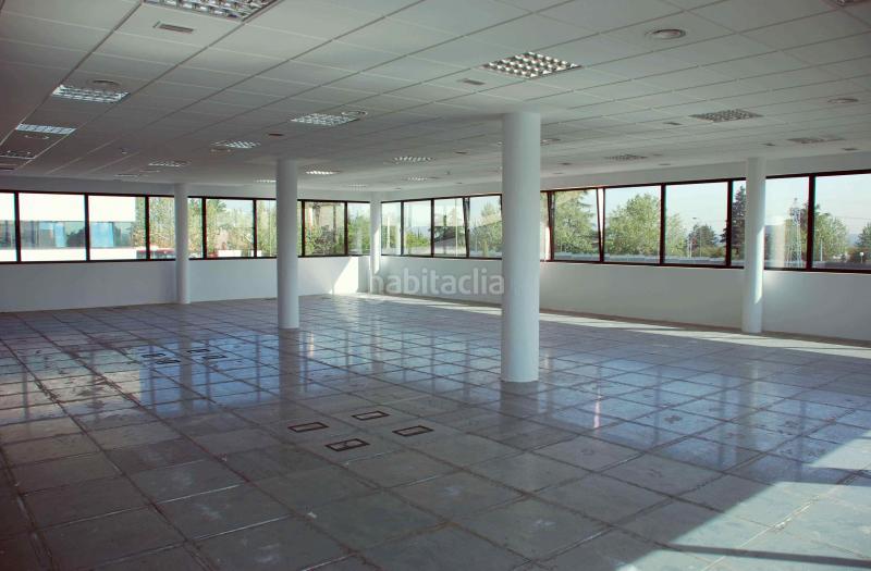 Foto 01658fb1-1068-4831-ac28-7d1961779ccd. Miete büro mit heizung in Palacios y Villafranca (Los)