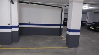 Parking voiture à Carrer del músic jaume isern 98. Céntrica y en venta
