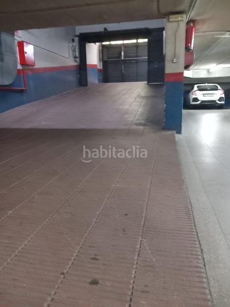 Foto e52dc109-813b-4db8-a9ed-43c27f7aeb76. Autoparkplatz in carrer de la cooperativa 79 in Centre Mataró