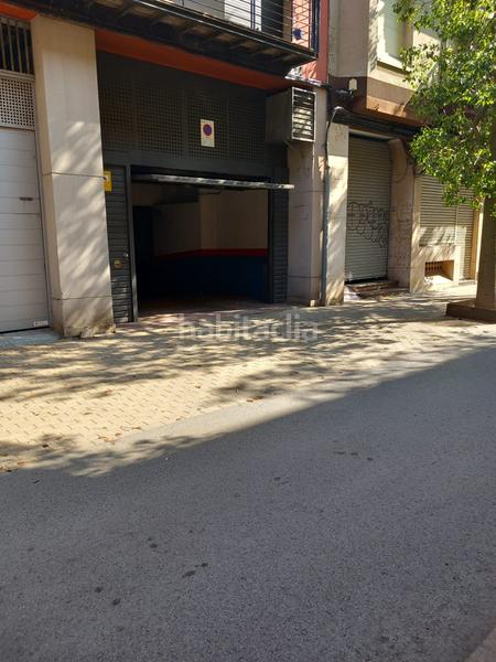Foto 67c6f74e-2610-4eea-ac95-ab13e339b25b. Parking voiture dans carrer de la cooperativa 79 dans Mataró