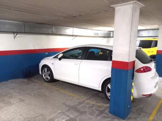 Parking voiture à Carrer de la cooperativa 79