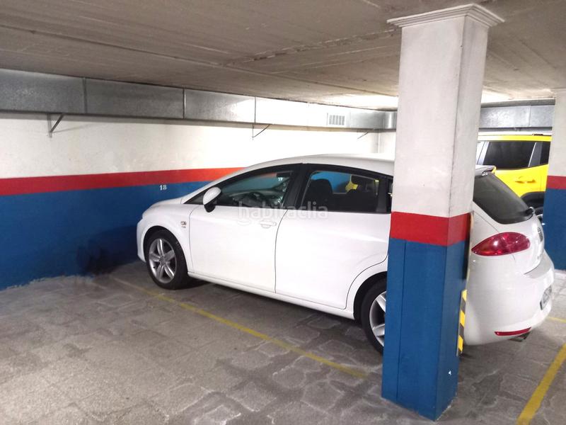 Foto 83e00902-e407-4012-8176-990c6e26b72e. Parking voiture dans carrer de la cooperativa 79 dans Mataró