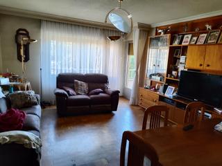 Appartement  Calle nueva de san bernardo. Piso junto a santisima trinidad