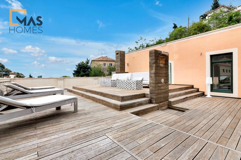 Foto abec68e9-4dca-49e1-93f4-66bb792d2fd7. Casa en Sarrià Barcelona