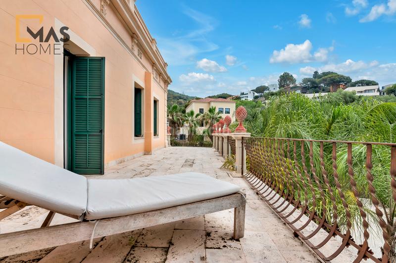 Foto c82ca97d-fb1a-4b77-92a7-f1a29879b92b. House with fireplace heating parking pool in Sarrià Barcelona