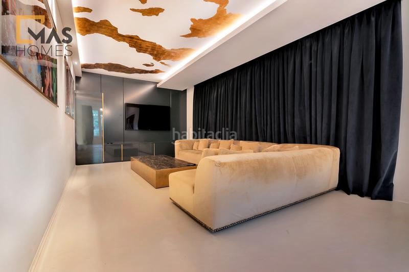 Foto d1f5a9b9-3eba-4cdc-af9f-58054fbe7db8. House with fireplace heating parking pool in Sarrià Barcelona