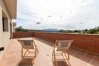 Semi detached house  Carrer mare de déu de núria