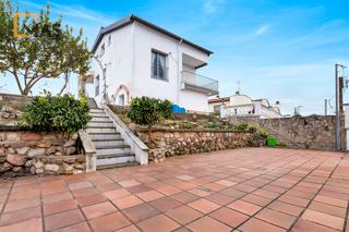 Chalet  Carrer mossèn ernest mateu