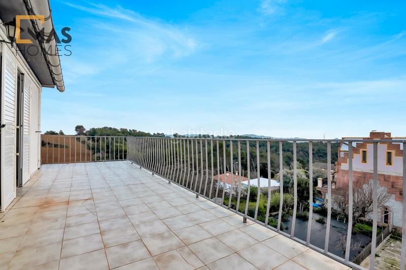 Foto 550f92ab-00f7-4239-bd90-92af24bff94c. Xalet amb calefacció aparcament a Sentmenat