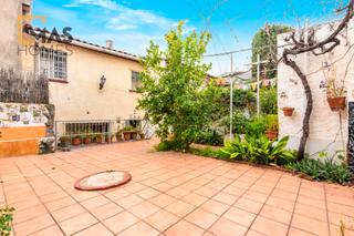 Mas  Carrer sant francesc. Casa en venta en pallejà con 135 m² construidos en parcela de 38