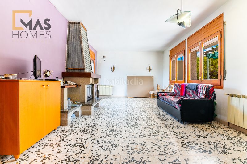Foto a3aa9c8c-340c-467a-b47b-c1070e40897e. Casa amb xemeneia calefacció aparcament a Corbera de Llobregat
