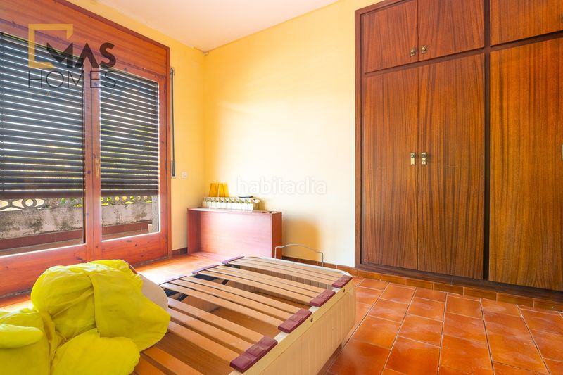 Foto ba16a15b-8e41-4e2d-a10a-66f690847eba. Casa amb xemeneia calefacció aparcament a Corbera de Llobregat