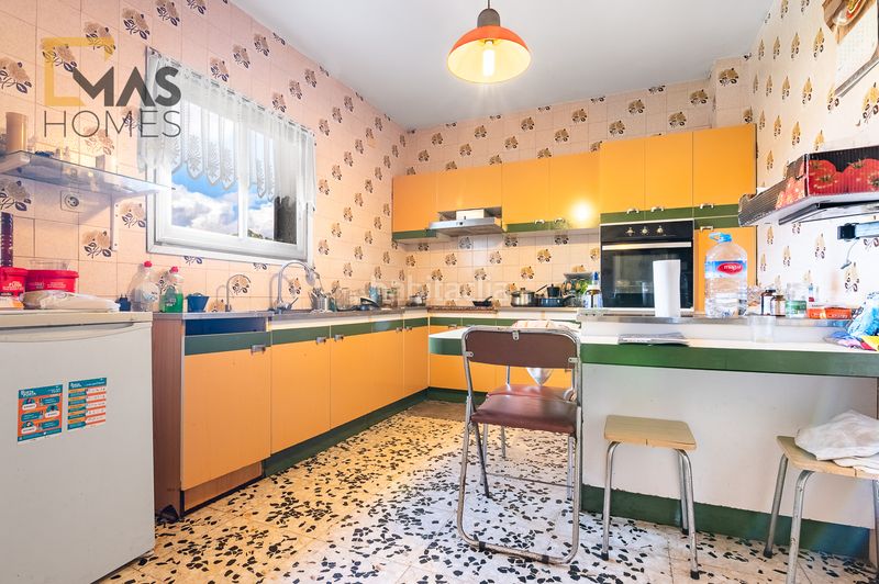 Foto f6c59211-b3a1-412a-b399-aa29e97576fb. Casa amb xemeneia calefacció aparcament a Corbera de Llobregat