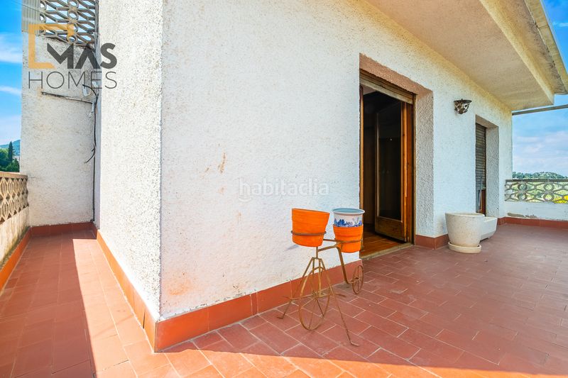 Foto fead2ade-7c5c-4f4b-a181-87c77c73f9d0. Casa amb xemeneia calefacció aparcament a Corbera de Llobregat