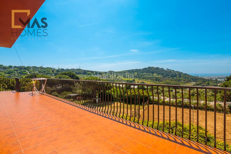 Foto 5d648290-21c8-4ae9-bea3-77257dbc5a29. Haus mit kamin heizung parking pool in Cerdanyola Sud Mataró