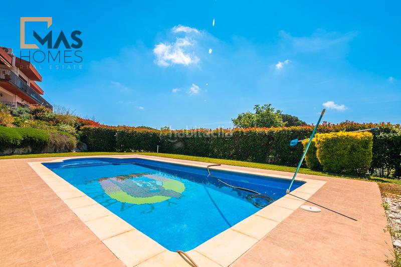 Foto 11ebf50a-26dd-4101-b473-33a12688678c. House with fireplace heating parking pool in Cerdanyola Sud Mataró