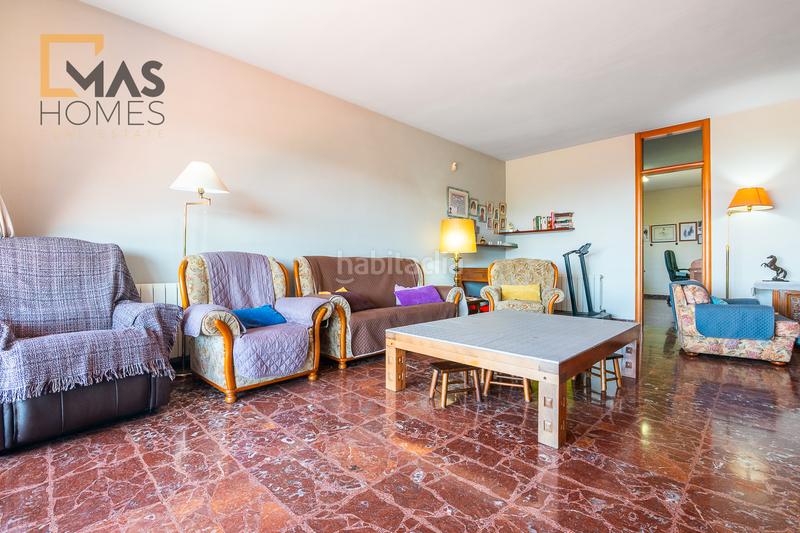 Foto 2ca275a4-2e47-49be-b2e3-c92232835c0c. House with fireplace heating parking pool in Cerdanyola Sud Mataró