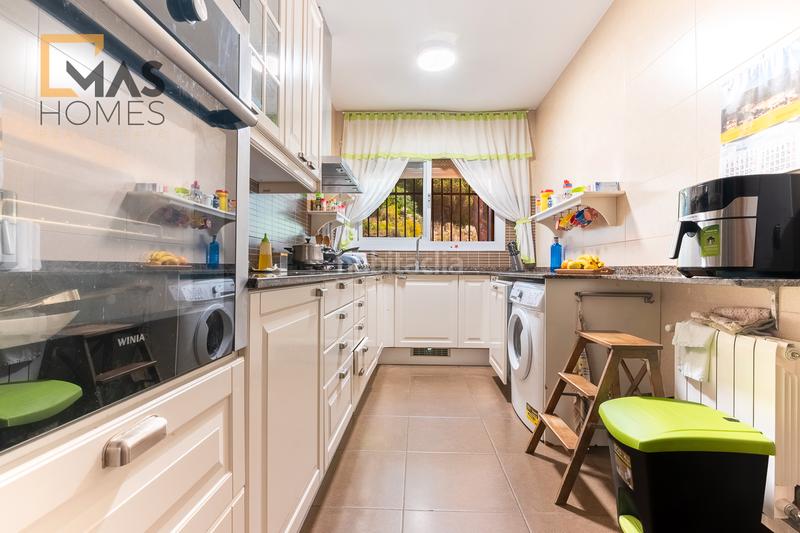 Foto 34e2d83e-81ec-4e14-8bc7-00b3fa35299c. House with fireplace heating parking pool in Cerdanyola Sud Mataró