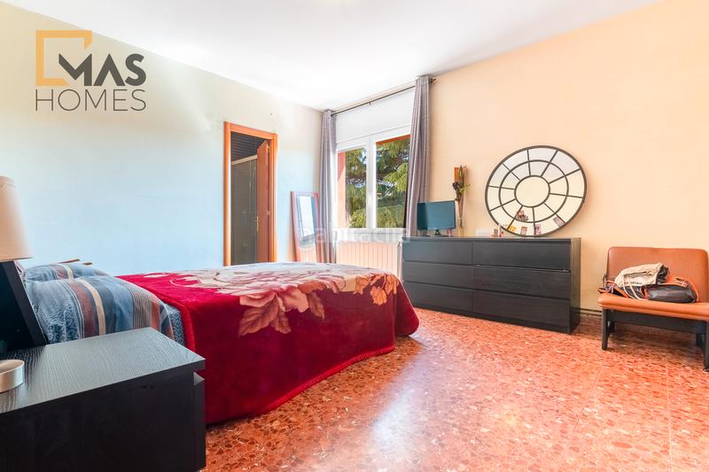 Foto b0cd20ce-3b76-4fe7-980b-54b894d3097c. House with fireplace heating parking pool in Cerdanyola Sud Mataró